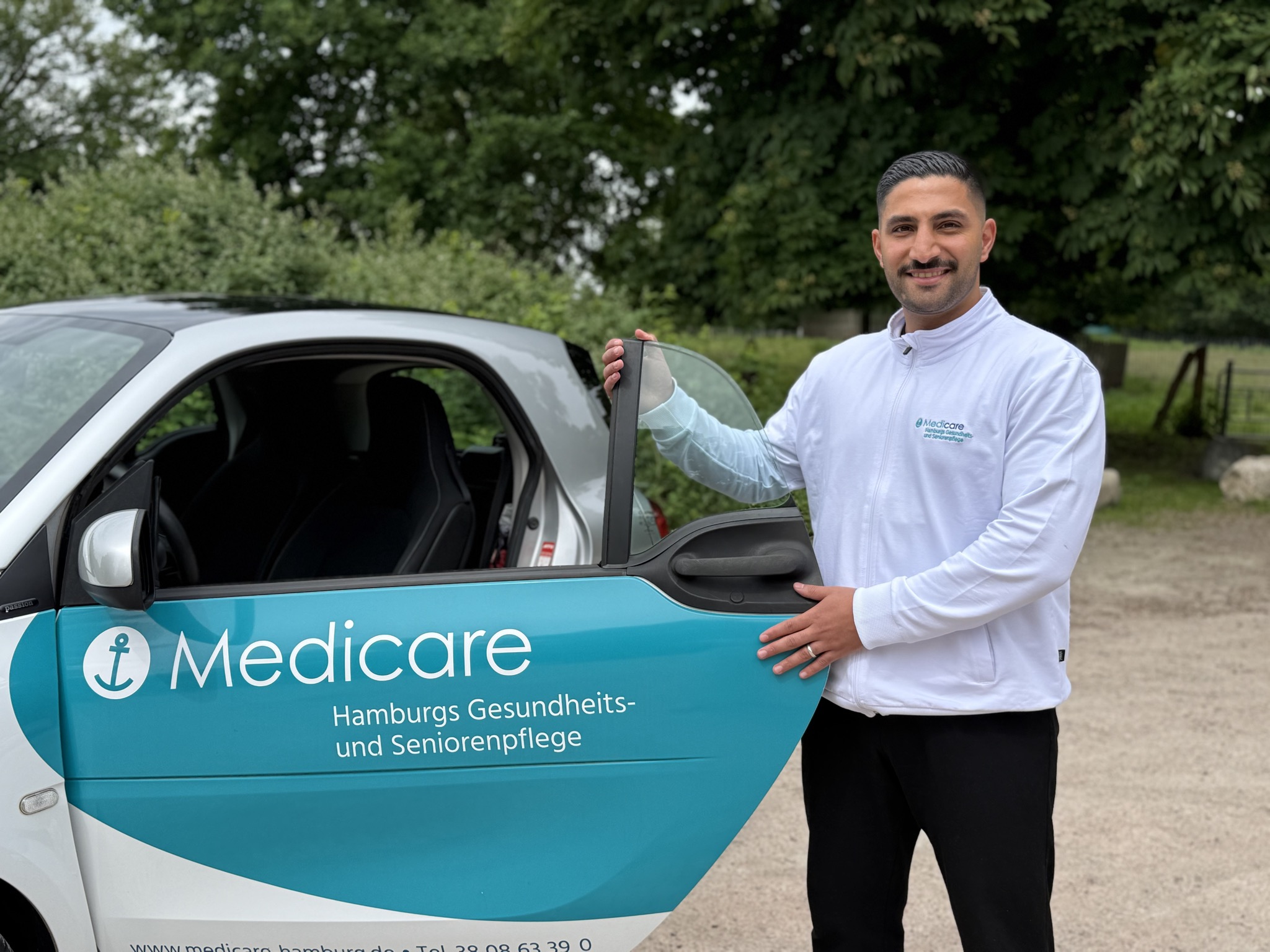 Team Wilhelmsburg – Farhad Ramazani examinierter Pflegefachmann